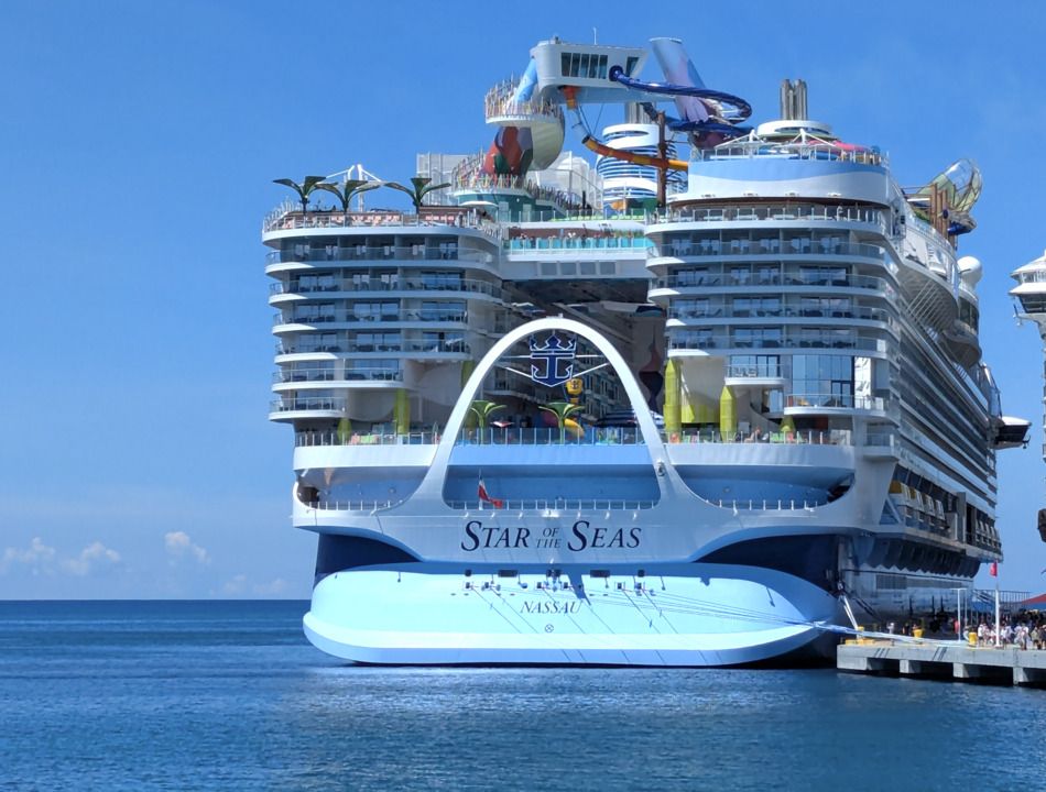 Royal Caribbean Star of the Seas Cruise Ship